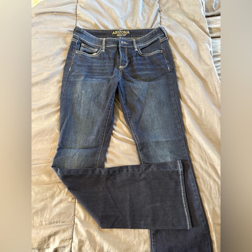 Arizona Jean Company Women's Dark Blue Straight Leg Jeans